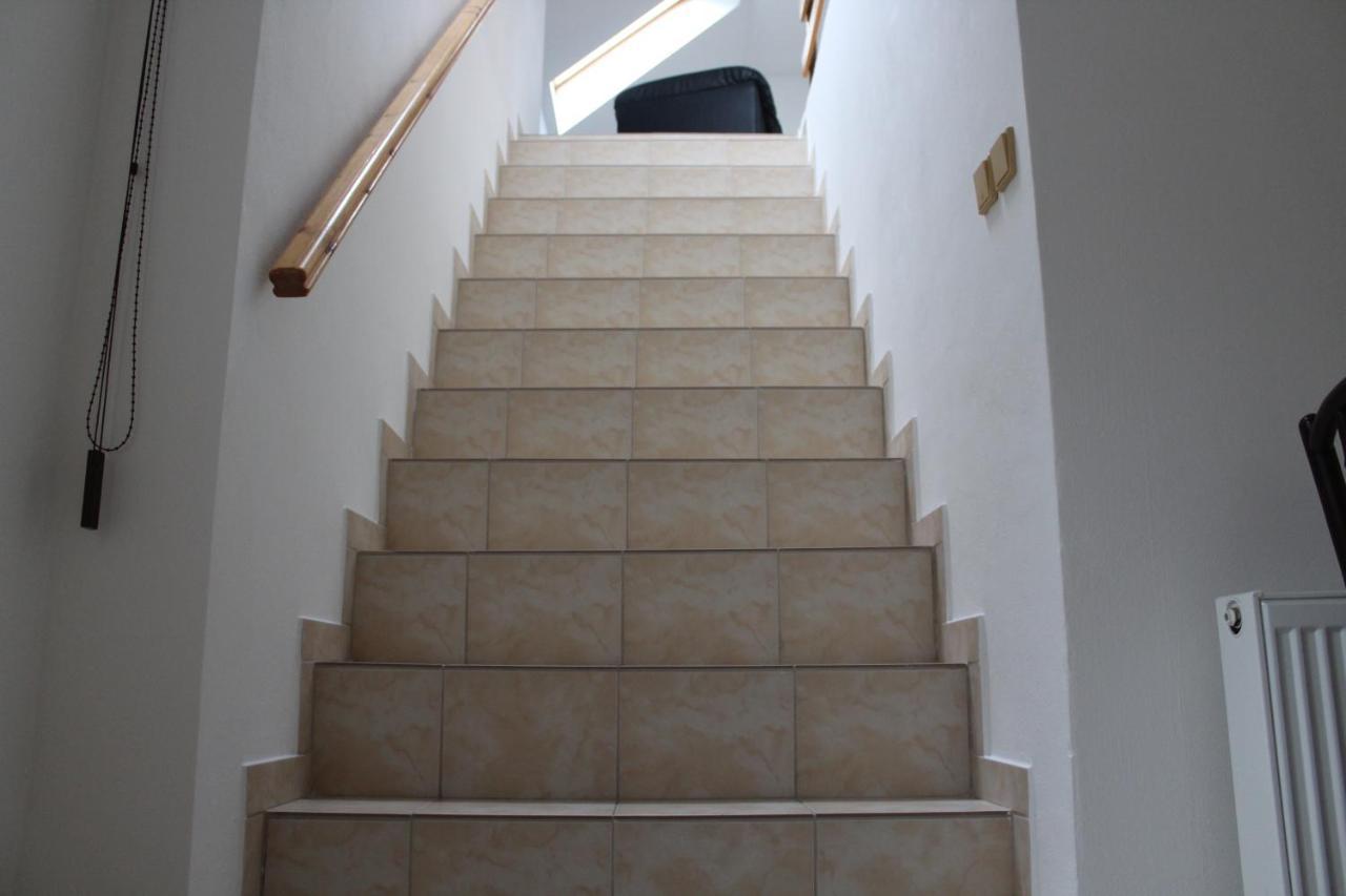 Apartman Rapotin, Jesenicka 296, 3Km Od Termalniho Parku Velke Losiny エクステリア 写真