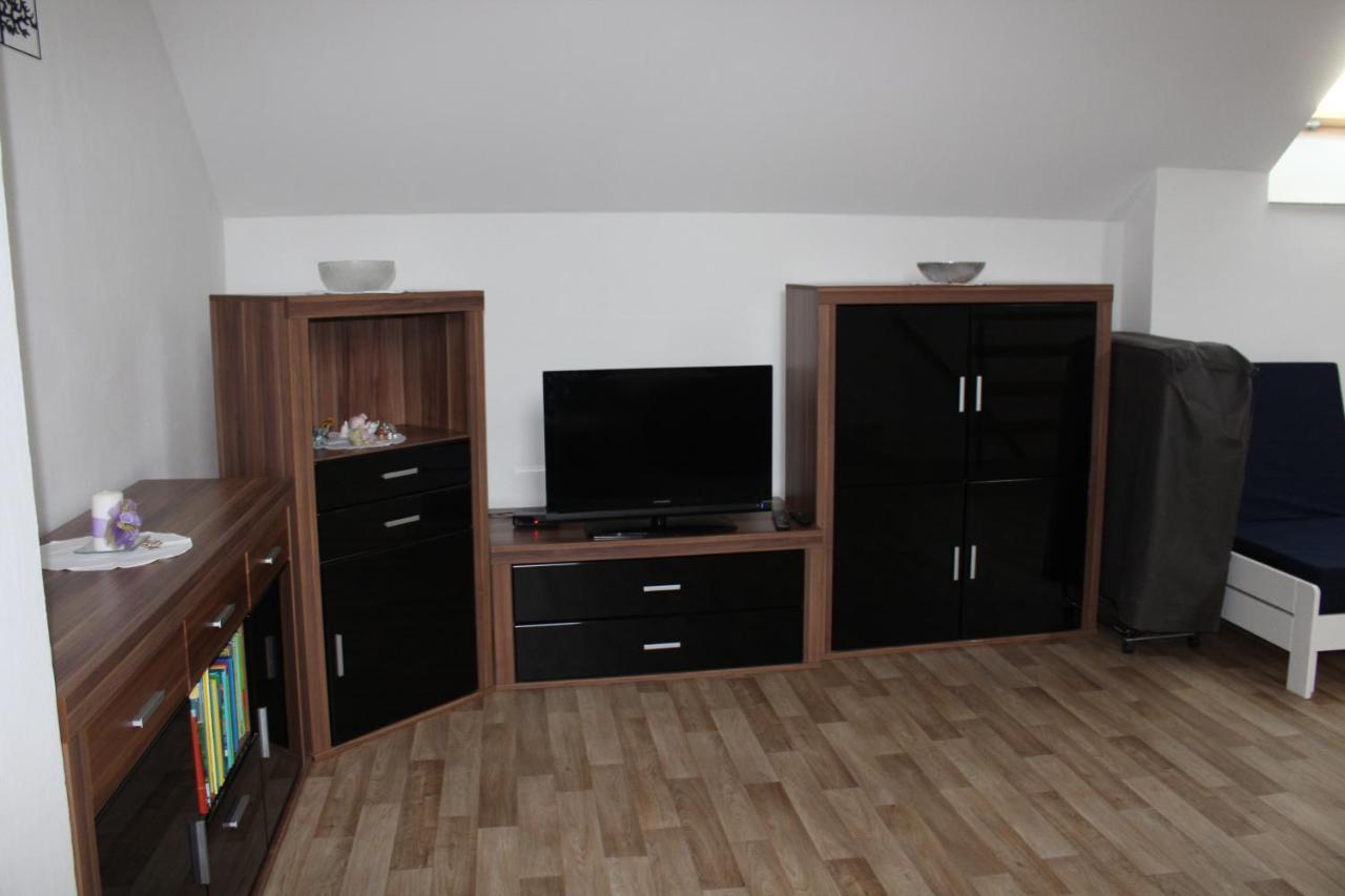 Apartman Rapotin, Jesenicka 296, 3Km Od Termalniho Parku Velke Losiny エクステリア 写真